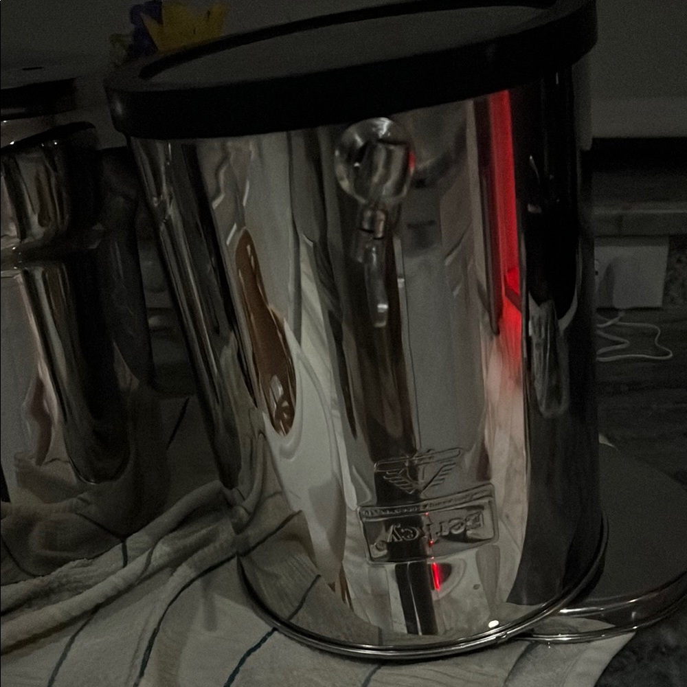 Berkey water filter canteen with stand, and fluoride filters